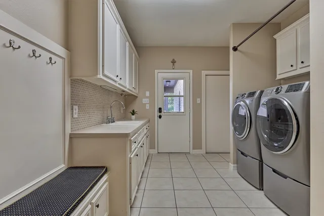 $1,575,000 | 11364 Majestic Drive, Montgomery, TX 77316