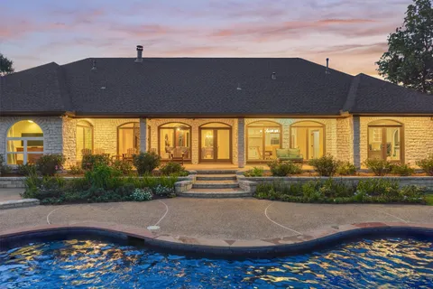 $1,575,000 | 11364 Majestic Drive, Montgomery, TX 77316