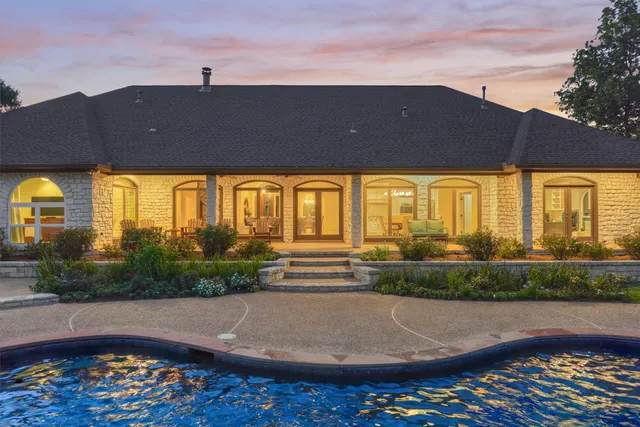 $1,575,000 | 11364 Majestic Drive, Montgomery, TX 77316