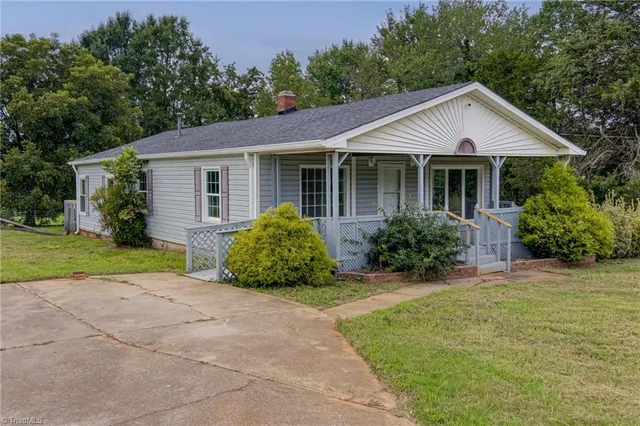 $250,000 | 7049 McLeansville Road, Browns Summit, NC 27214