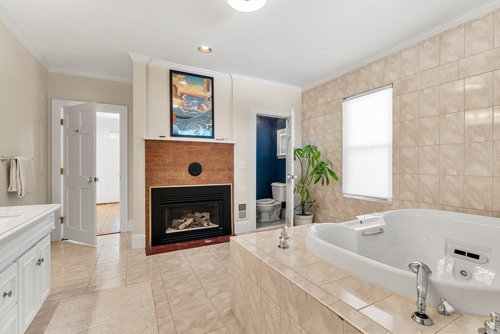 138 Lothrop Street Beverly, MA 01915 - Photo 23 of 42