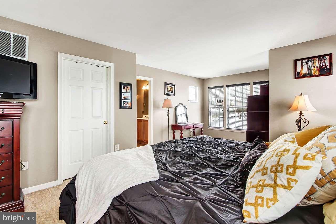 504 Wynwood Road York, PA 17402 - Photo 15 of 33 Gallery Image 15