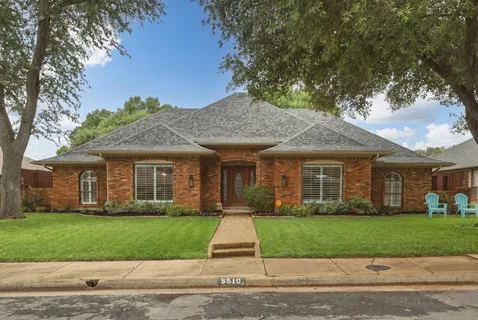 $929,900 | 9510 Hill View Drive, Dallas, TX 75231