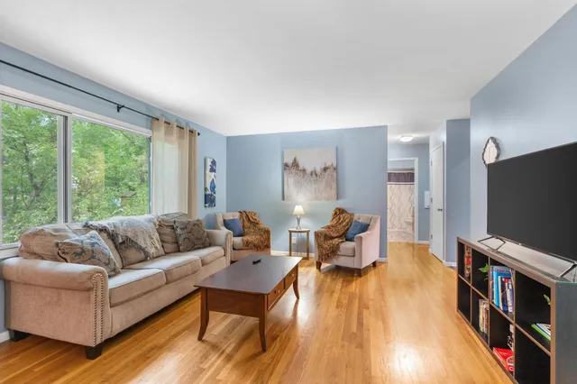 $449,000 | 12808 Pheasant Run, Burnsville, MN 55337