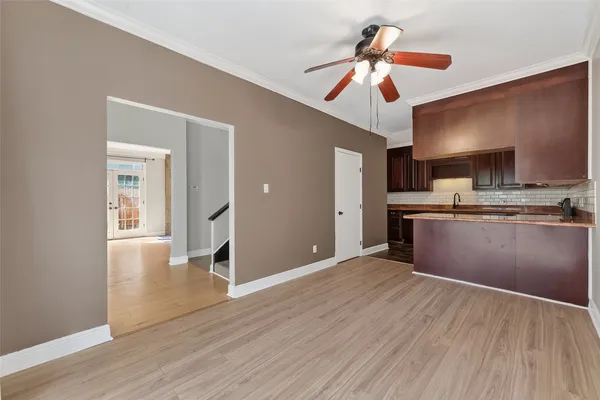 $1,850 | 2100 Tanglewilde Street, Unit 51, Houston, TX 77063