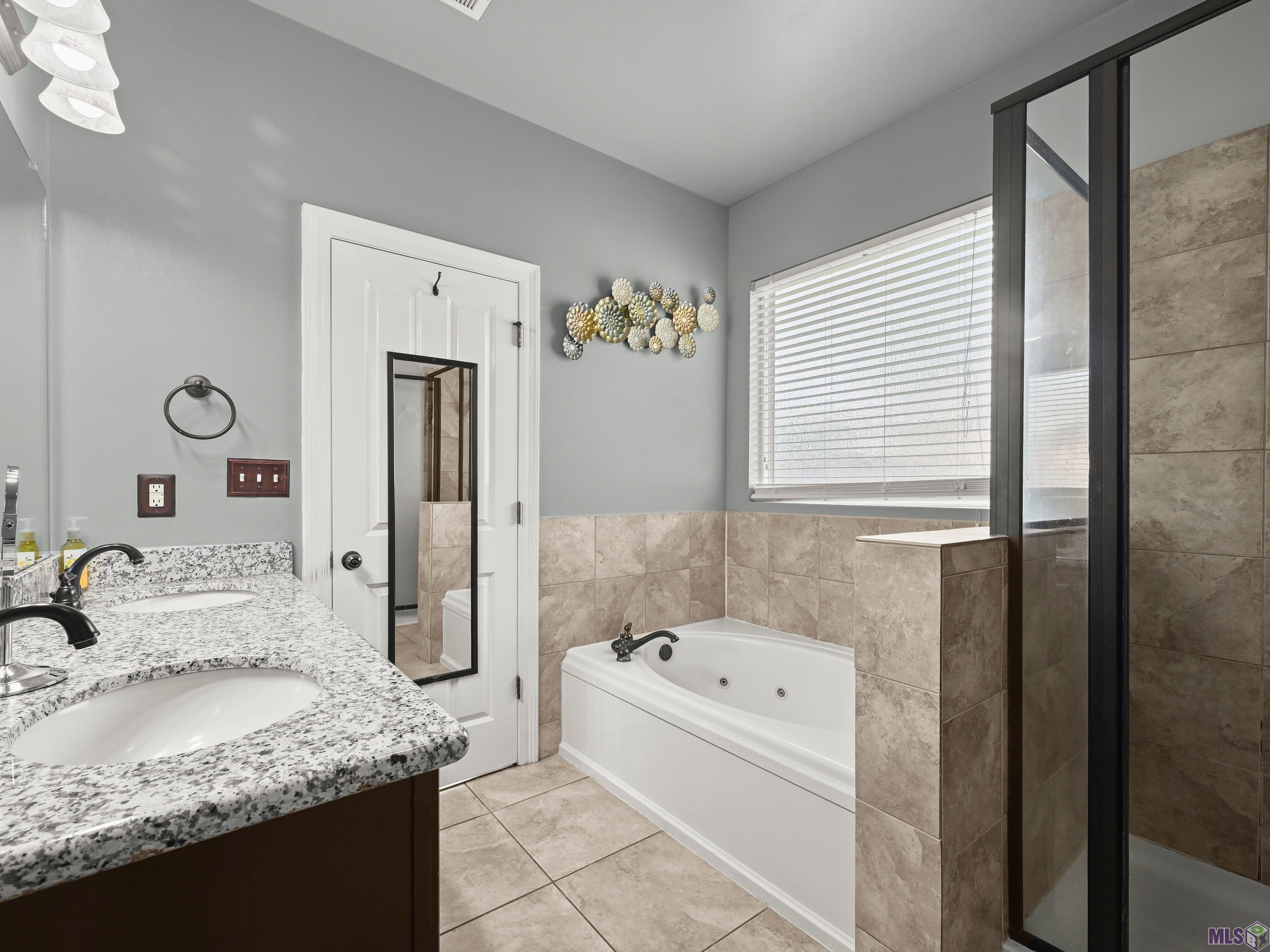 14217 Stone Gate Drive Baton Rouge, LA 70816 - Photo 11 of 22