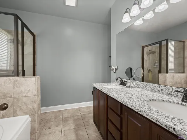 $284,000 | 14217 Stone Gate Drive, Baton Rouge, LA 70816