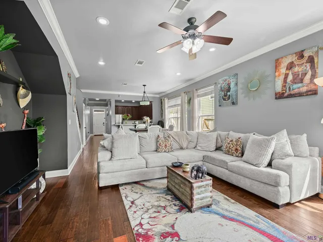 $284,000 | 14217 Stone Gate Drive, Baton Rouge, LA 70816