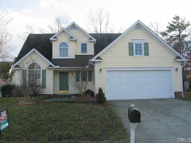 5205 Denmead Way Raleigh, NC 27613 - Photo 8 of 12 Front of home