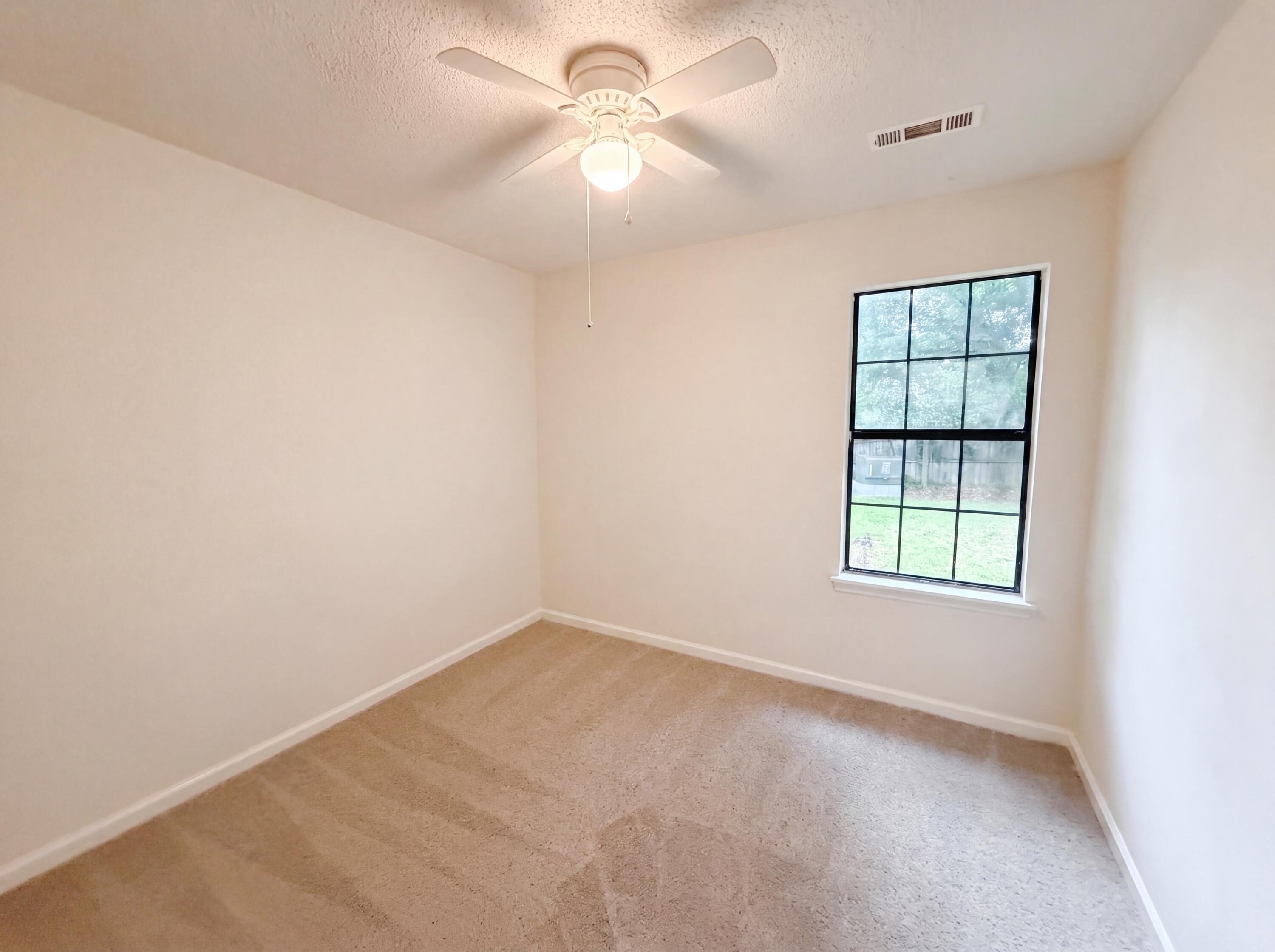 422 Allen Court Ladson, SC 29456 - Photo 9 of 17