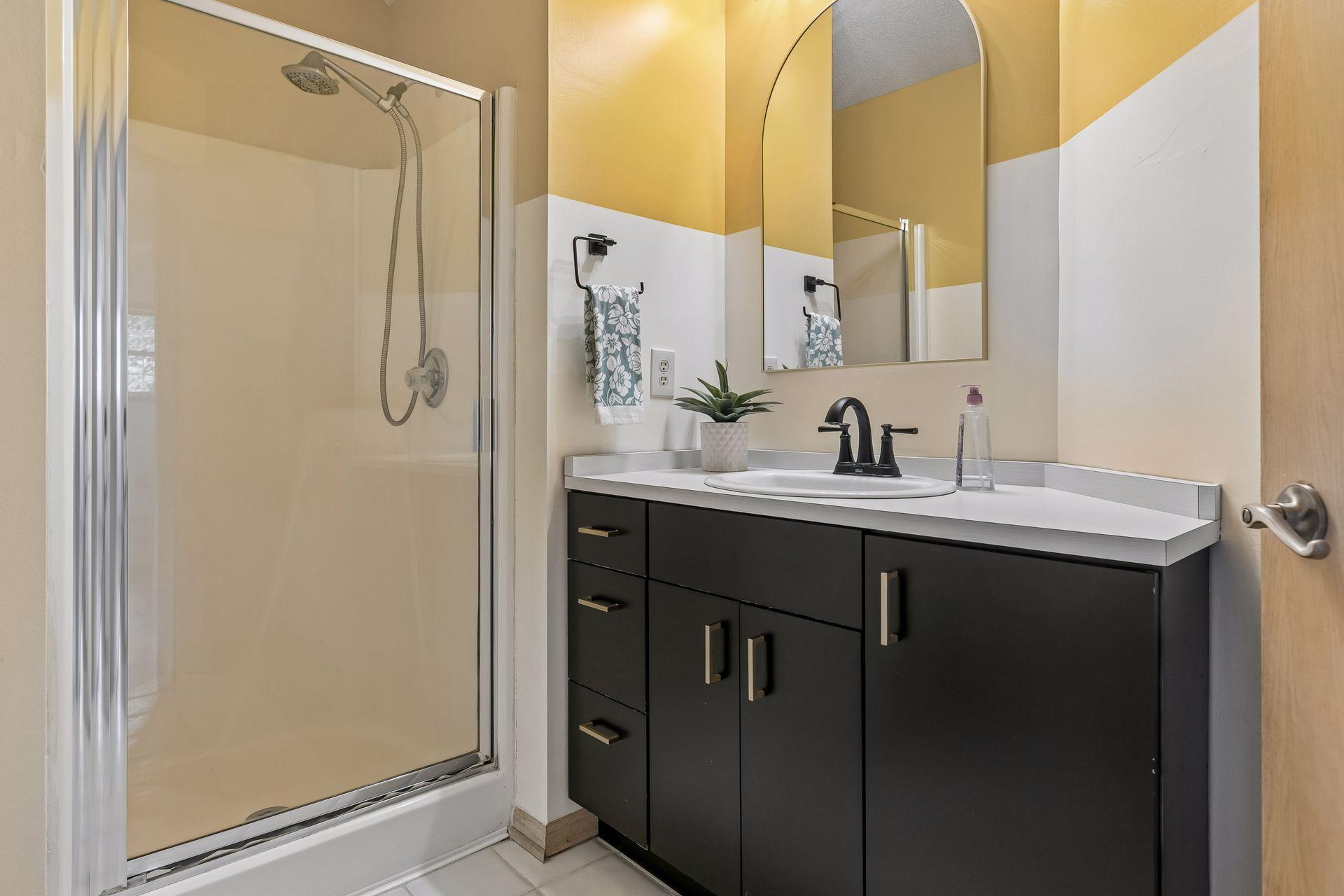 4902 Bayswater Road Minnetonka, MN 55345 - Photo 26 of 55 Gallery Image 26