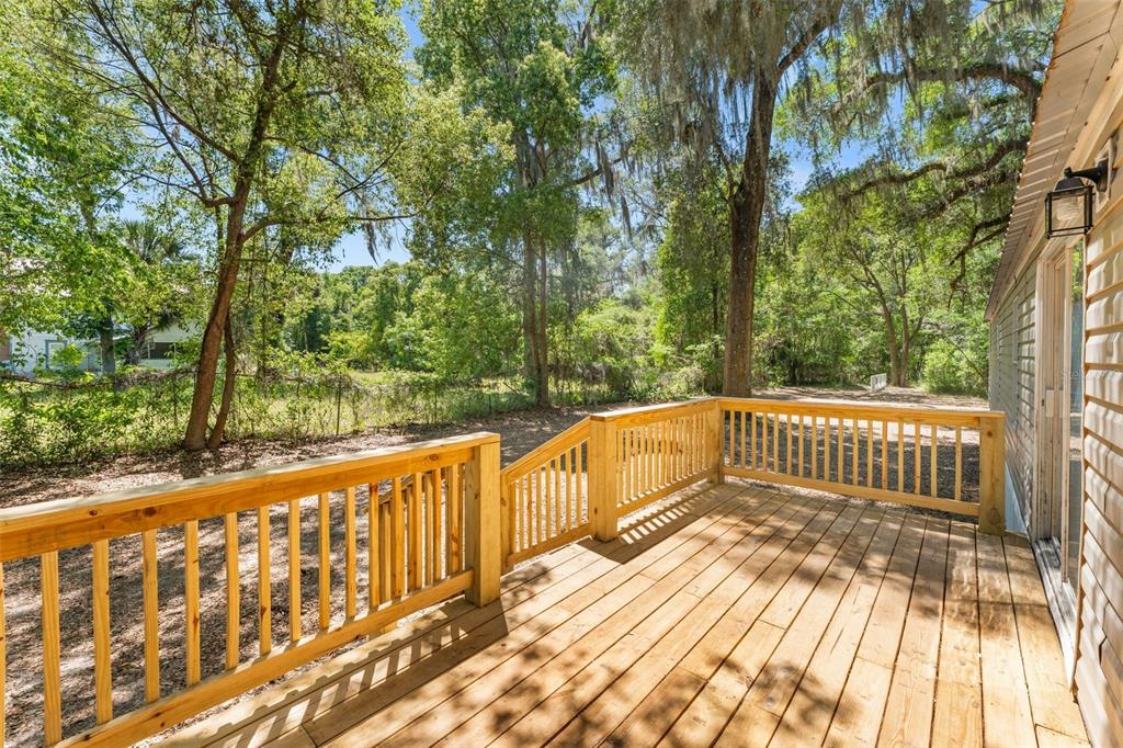 102 Tree Farm Road Hawthorne, FL 32640 - Photo 3 of 21