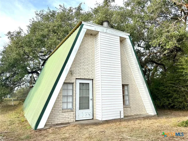 $164,000 | 24 Colake Drive, Victoria, TX 77905