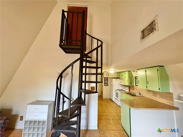 a view of a living room