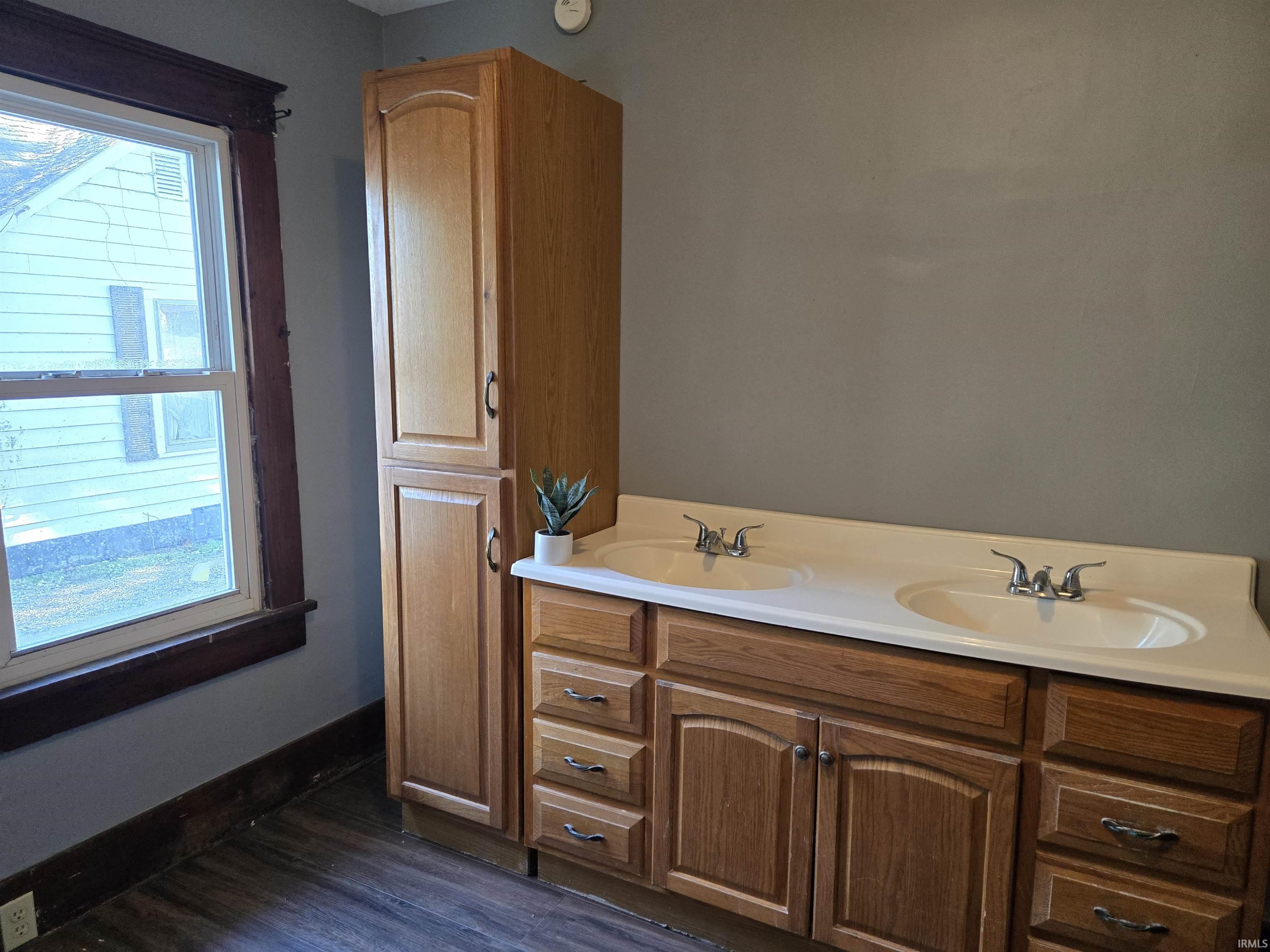 909 West 4th Street Bicknell, IN 47512 - Photo 20 of 32