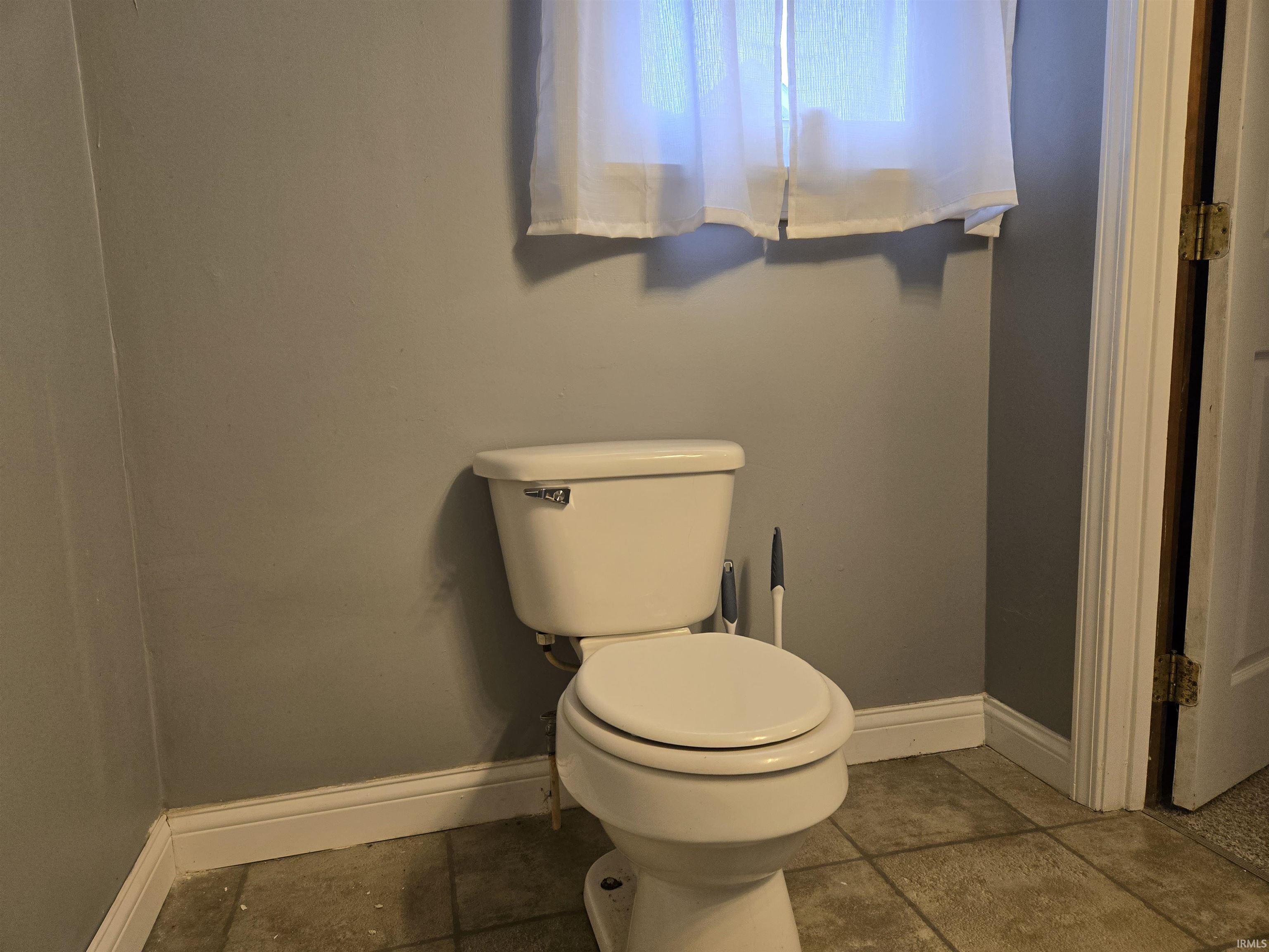 909 West 4th Street Bicknell, IN 47512 - Photo 23 of 32
