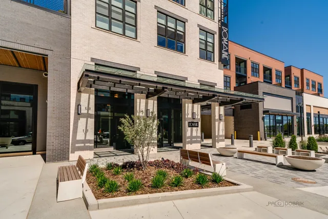 $4,061 | 750 Hawthorn Row, Unit 4166, Vernon Hills, IL 60061