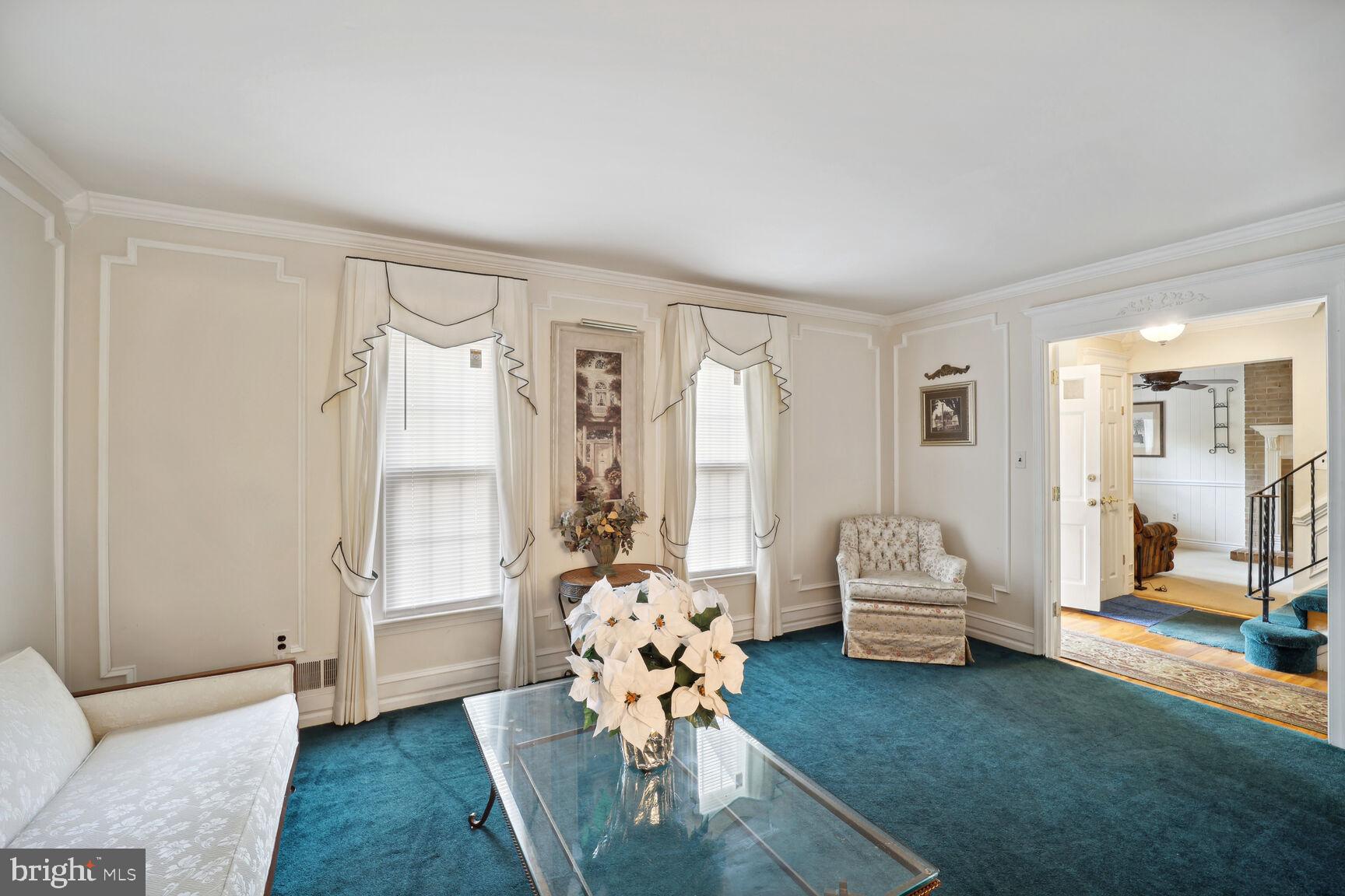 5908 Wolverton Lane Clinton, MD 20735 - Photo 4 of 27 Living room