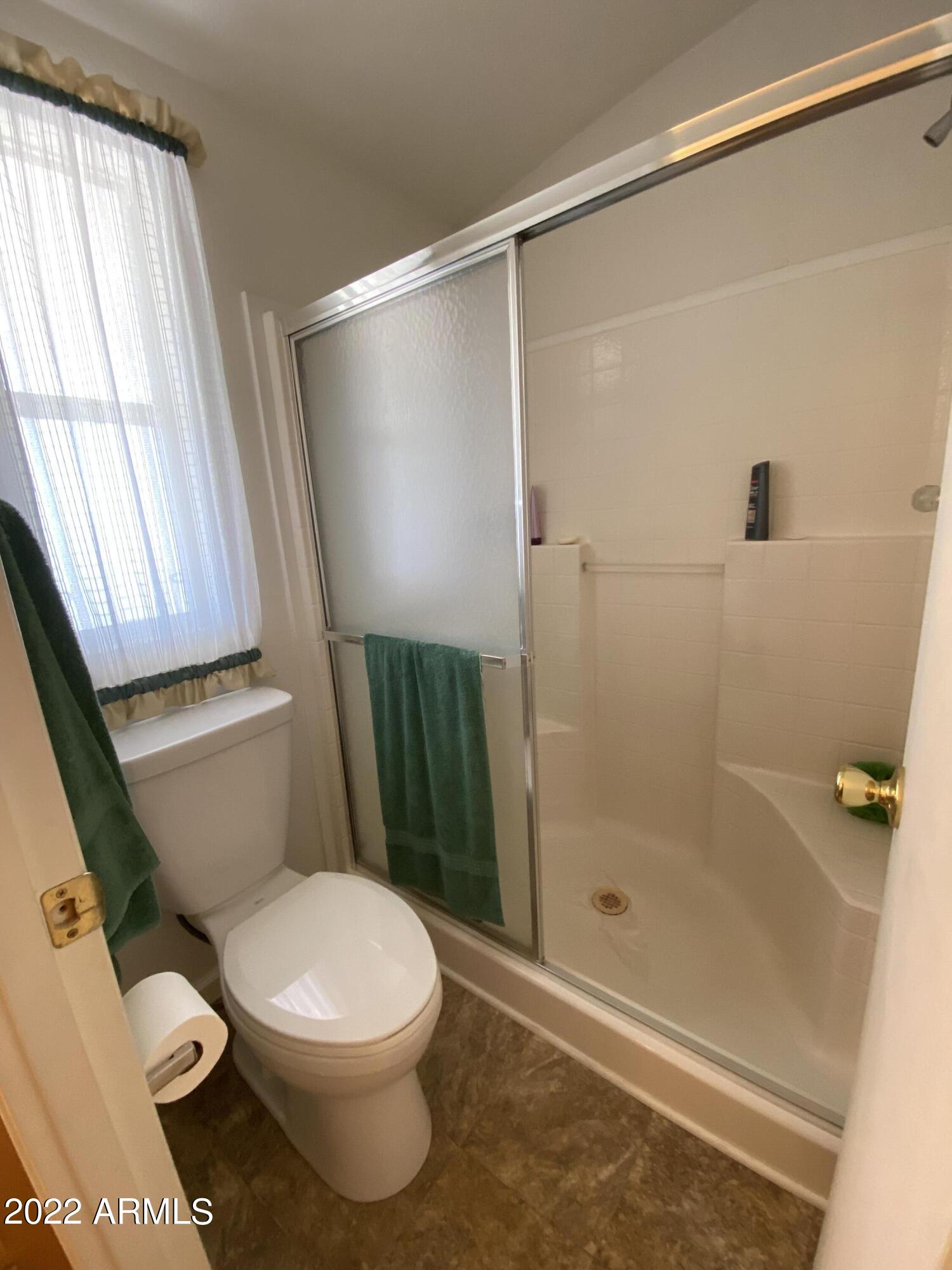 301 South Signal Butte Road, Unit 15 Apache Junction, AZ 85120 - Photo 28 of 30 master tub IMG-8717