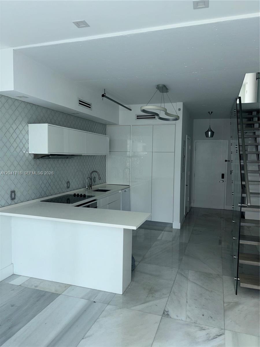 690 Southwest 1st Court, Unit 2124 Miami, FL 33130 - Photo 9 of 20