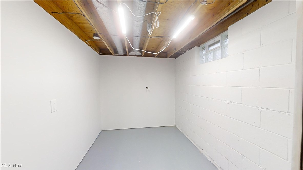 5681 Navarre Road Southwest Canton, OH 44706 - Photo 17 of 20 Storage room with city water hook
