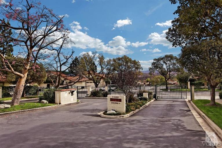 861 Congressional Road Simi Valley, CA 93065 - Photo 1 of 39 Primary Photo