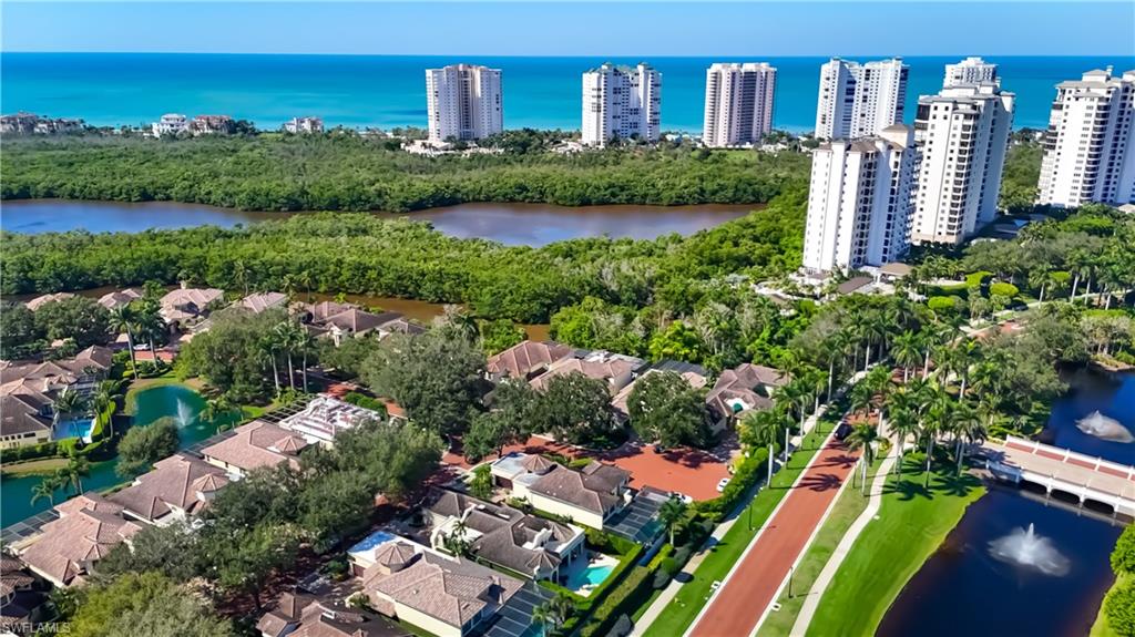8169 Via Vecchia Naples, FL 34108 - Photo 18 of 33