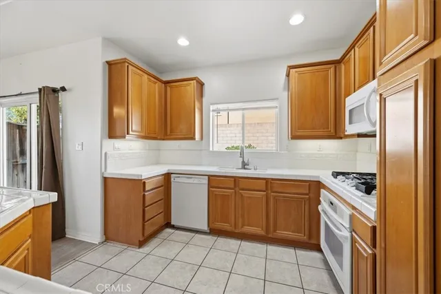 $610,000 | 427 Taunton Drive, Santa Maria, CA 93455