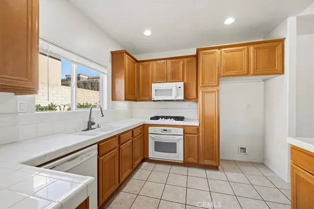 $610,000 | 427 Taunton Drive, Santa Maria, CA 93455