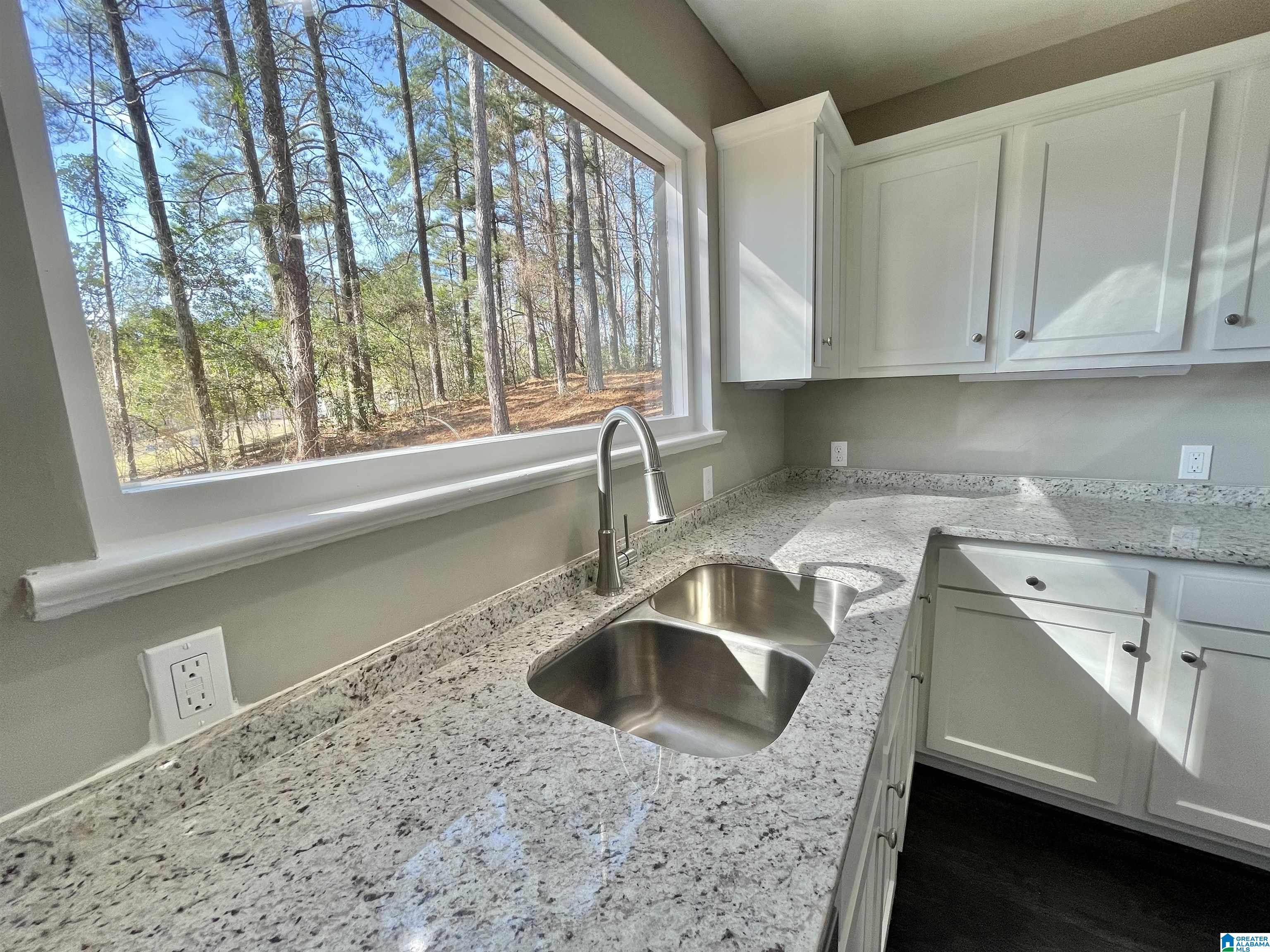 2604 Valleydale Road Birmingham, AL 35244 - Photo 17 of 32 Gallery Image 17