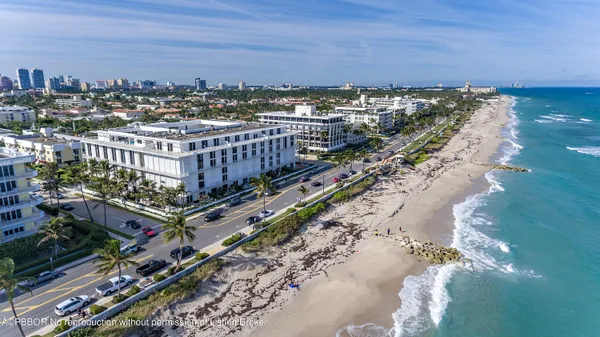 $29,000 | 400 South Ocean Boulevard, Unit 419, Palm Beach, FL 33480