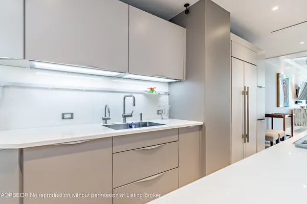 $29,000 | 400 South Ocean Boulevard, Unit 419, Palm Beach, FL 33480