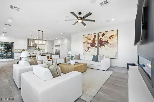 $1,999,000 | 10 Camino La Venta Court, Henderson, NV 89011