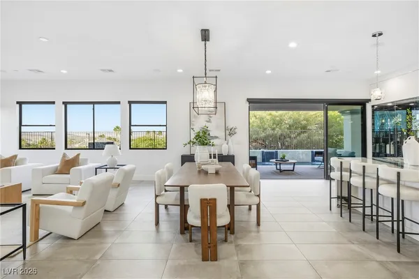 $1,999,000 | 10 Camino La Venta Court, Henderson, NV 89011