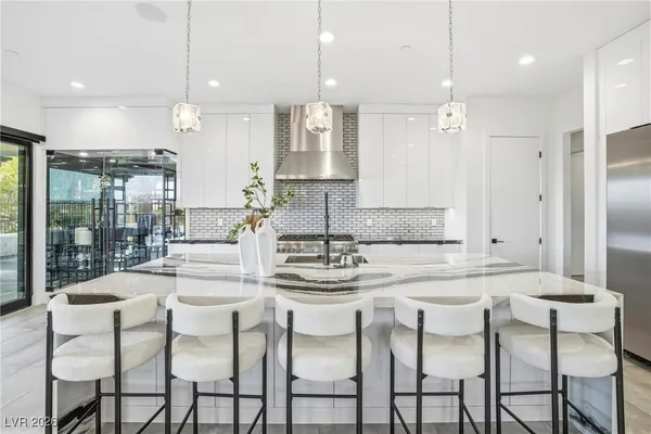 $1,999,000 | 10 Camino La Venta Court, Henderson, NV 89011
