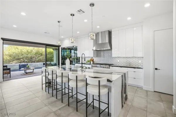 $1,999,000 | 10 Camino La Venta Court, Henderson, NV 89011