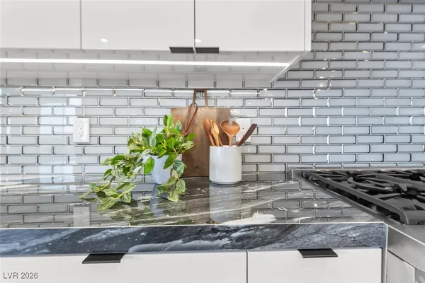 $1,999,000 | 10 Camino La Venta Court, Henderson, NV 89011