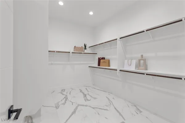 $1,999,000 | 10 Camino La Venta Court, Henderson, NV 89011