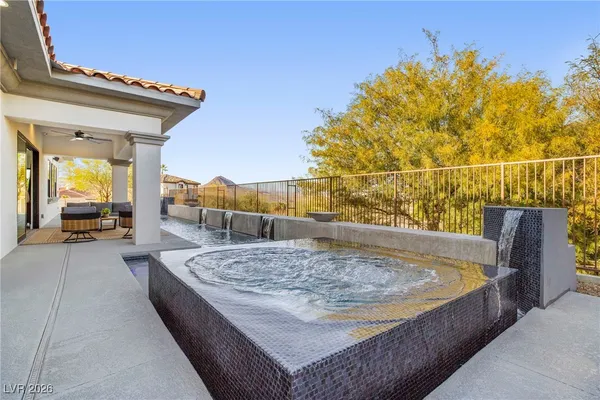 $1,999,000 | 10 Camino La Venta Court, Henderson, NV 89011