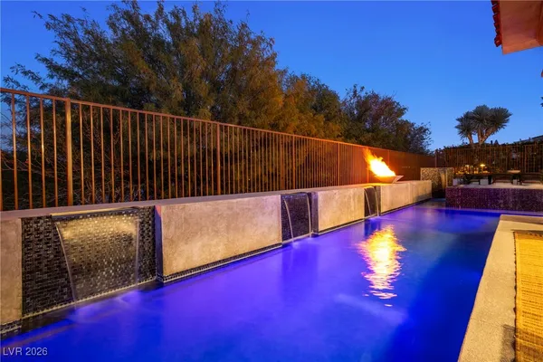 $1,999,000 | 10 Camino La Venta Court, Henderson, NV 89011