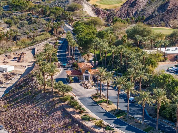 $1,999,000 | 10 Camino La Venta Court, Henderson, NV 89011