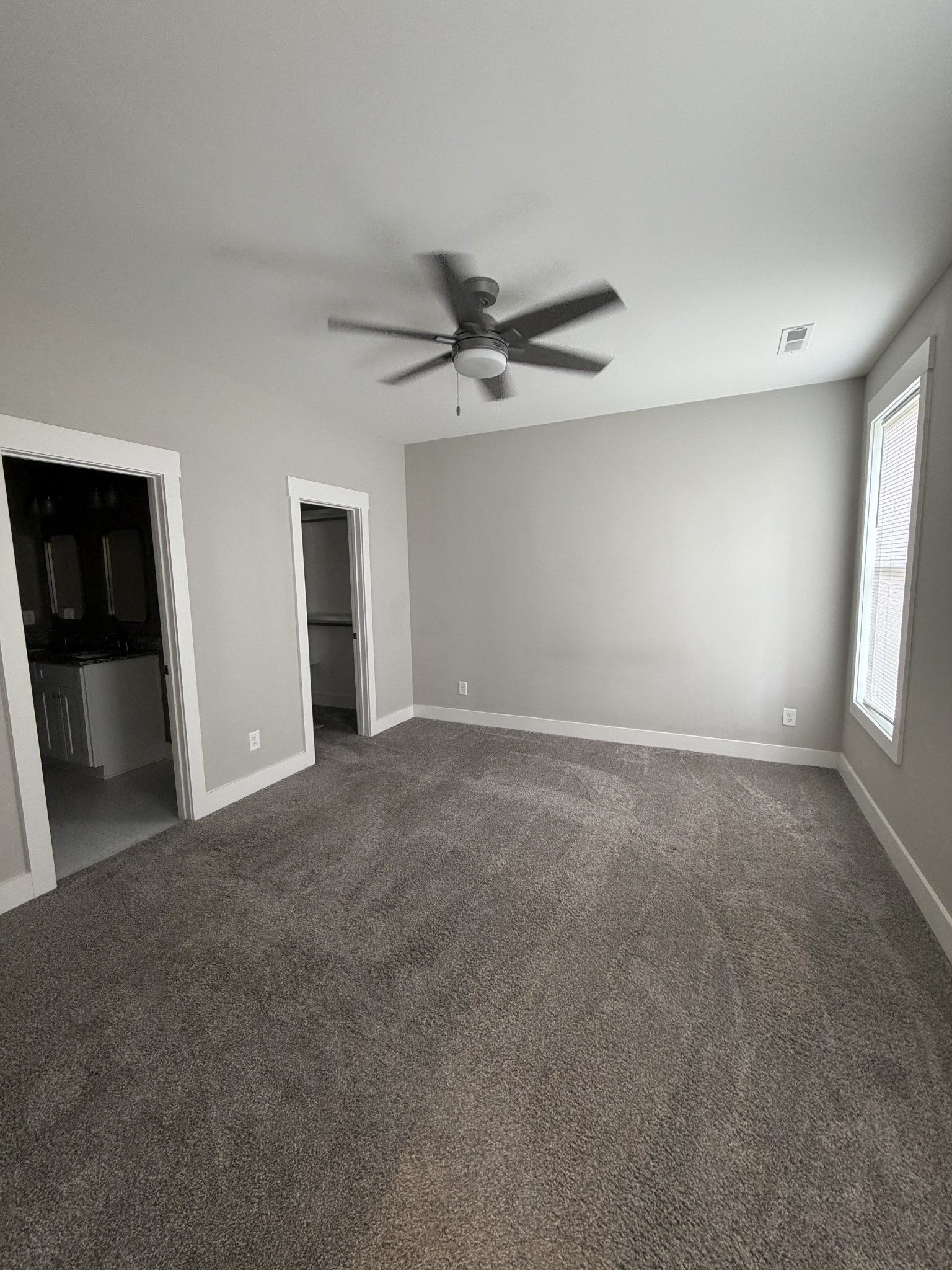 442 Bill Fuson Road McMinnville, TN 37110 - Photo 23 of 29 a view of a livingroom with a ceiling fan