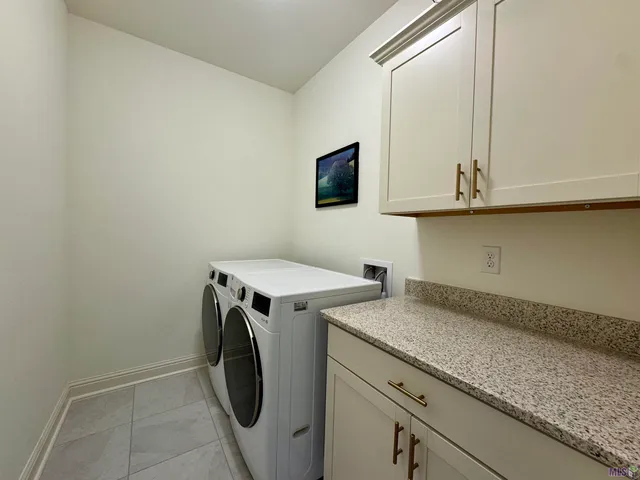 $343,000 | 16103 Knoll Crk Avenue, Baton Rouge, LA 70817