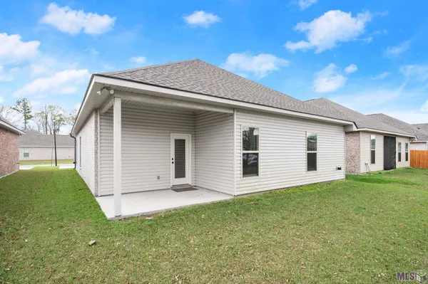 $339,000 | 16103 Knoll Crk Avenue, Baton Rouge, LA 70817