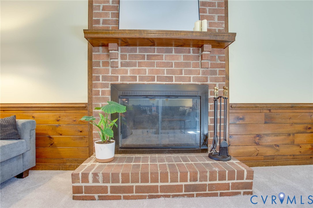 12930 Donegal Drive Chesterfield, VA 23832 - Photo 28 of 43 a view of fireplace and window