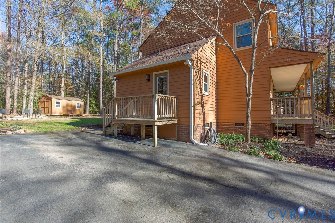 12930 Donegal Drive Chesterfield, VA 23832 - Photo 41 of 43 a view of backyard with deck and seating space
