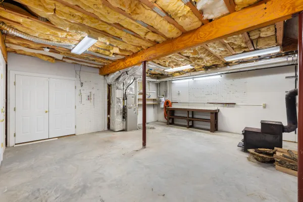 $1,250,000 | 296 Otts Ml Road, Raphine, VA 24472