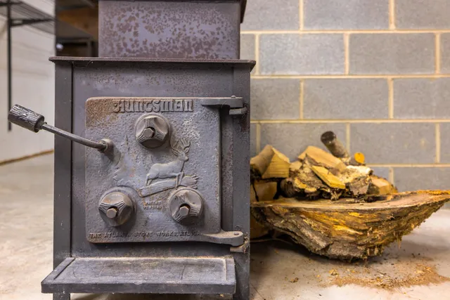 $1,250,000 | 296 Otts Ml Road, Raphine, VA 24472