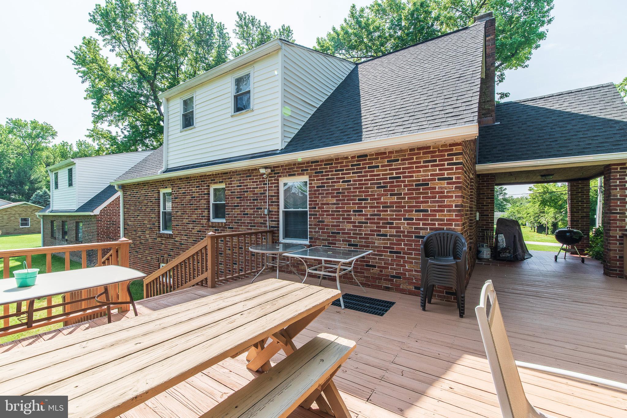 2404 Coltwood Road Baltimore, MD 21220 - Photo 50 of 60 Large Wrap around deck
