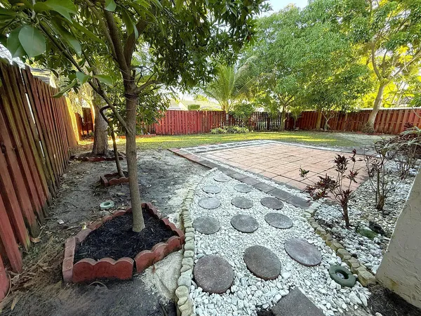 $5,250 | 7619 Silver Woods Court, Boca Raton, FL 33433